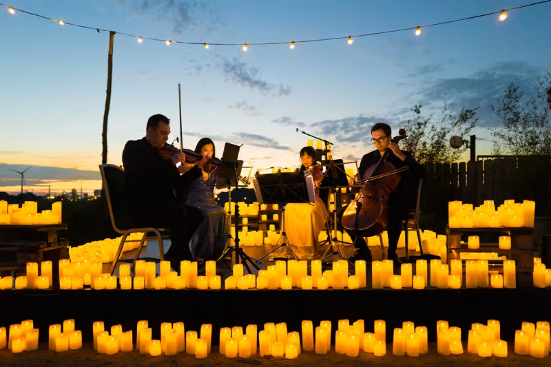 Sumérgete en la Magia de los Conciertos Candlelight en Barcelona