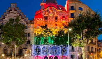 Barcelona se Viste de Arcoíris: Un Viaje a través de Pride Barcelona